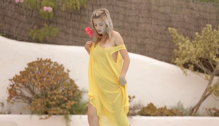 Элегантная Эдвиж в летнемNature