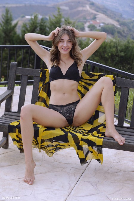 Летняя элегантность: Маша А на природе