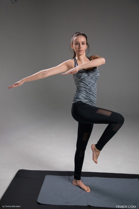 Алиса: Улыбка спортсменки в студии