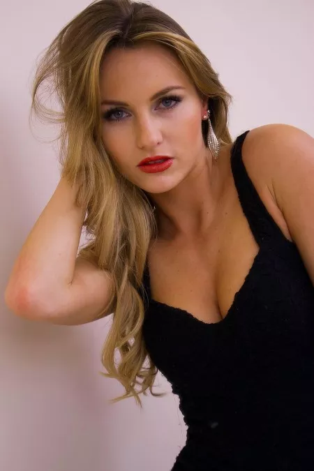 Нежность Наташи: Элегантность и Чувственность