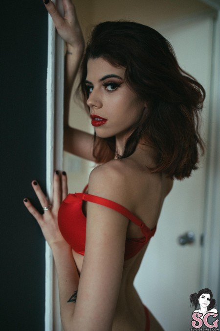 Комфорт и чувственность: эротический фотосет