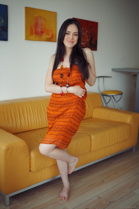 Милая элегантность: Аннис А в домашней обстановке