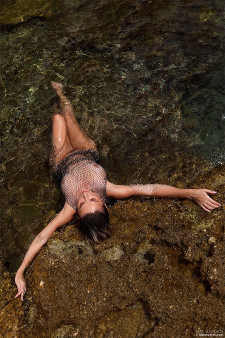 Летняя sensuality на природе с Реной