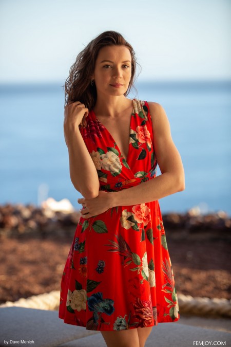 Летнее обольщение: Янэт в природе