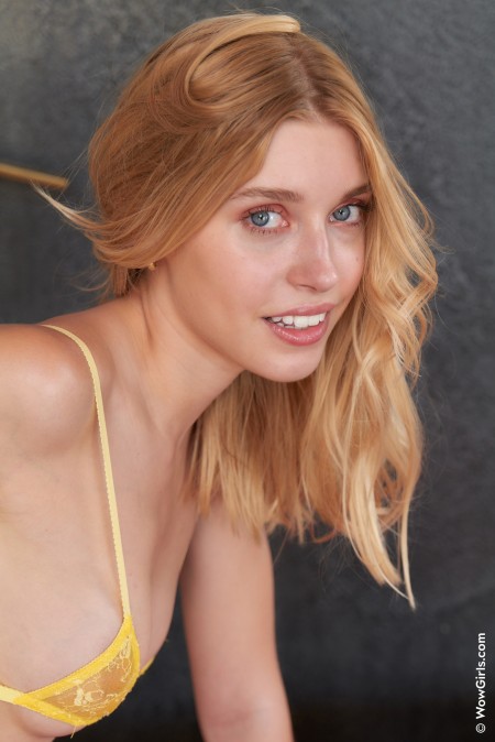 Сенсуальная Фрея: Лето в Студии