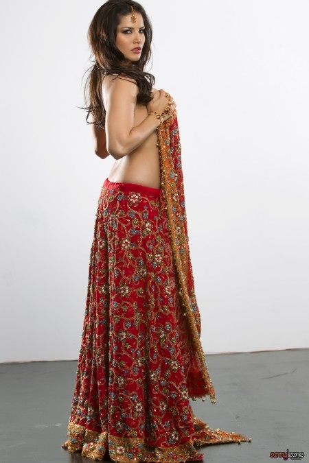 Элегантность и гламур: Sunny Leone