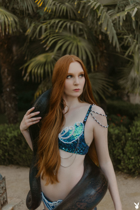 Сенсуальность: Джессика на природе