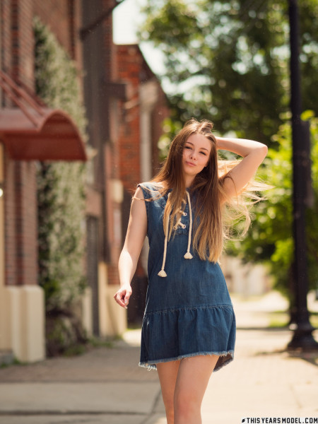 Лана Лиа: Элегантность и счастье на природе