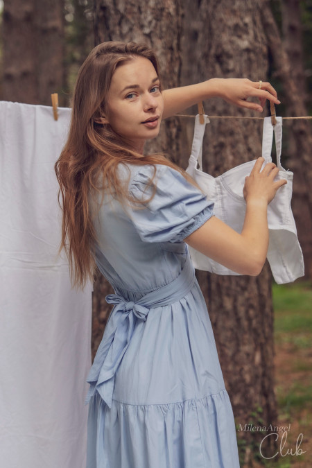 Летнее наслаждение: Milena Angel в природе