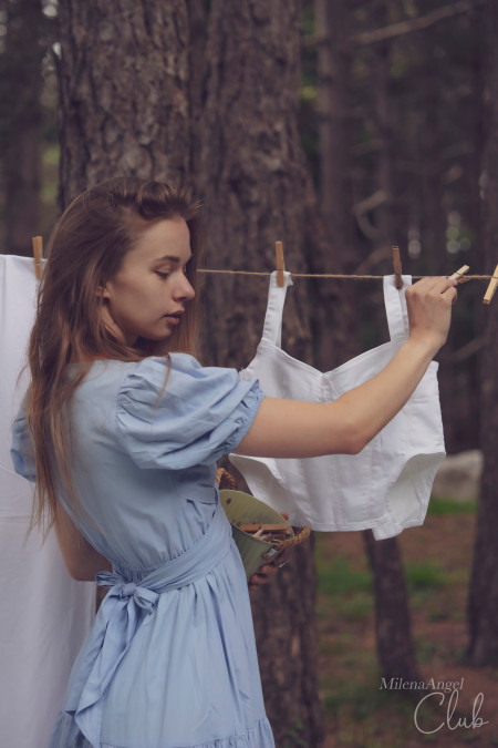 Летнее наслаждение: Milena Angel в природе
