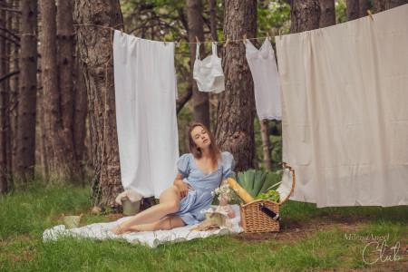 Летнее наслаждение: Milena Angel в природе