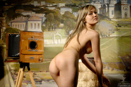 Соблазнительная фотосессия Моники А