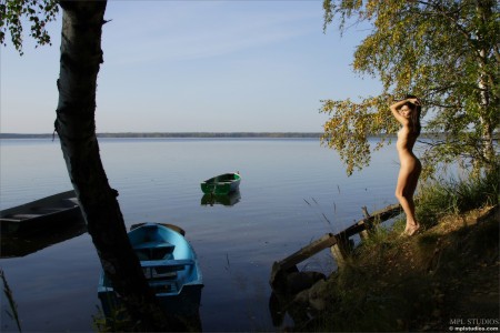 Шелковистая чувственность в лесном стиле